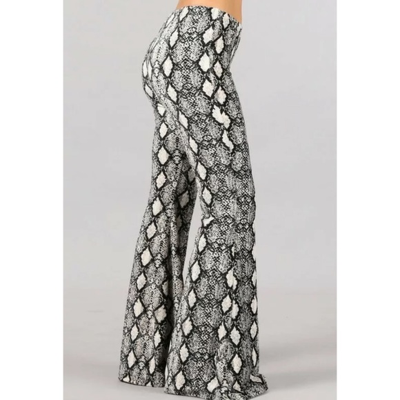 SOLD OUT Snake Stretch Bell Bottom Boho Flare Knit Pants - Picture 3 of 5